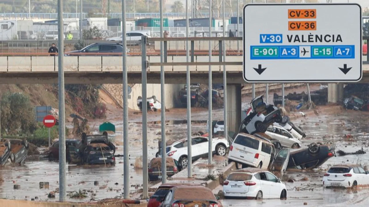 Banco Europeo de Inversiones concederá 900 millones de euros a España, afectada por inundaciones