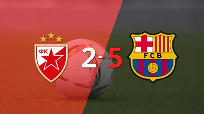 Robert Lewandowski anotó un doblete en la goleada 5-2 de Barcelona a Estrella Roja Robert Lewandowski anotó un doblete en la goleada 5-2 de Barcelona a Estrella Roja