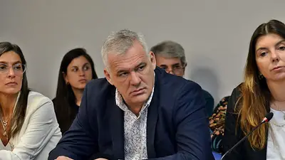 Denuncian a Milei y a Werthein por "la purga estalinista-libertaria" en Cancillería Denuncian a Milei y a Werthein por "la purga estalinista-libertaria" en Cancillería