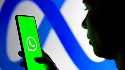 WhatsApp WhatsApp