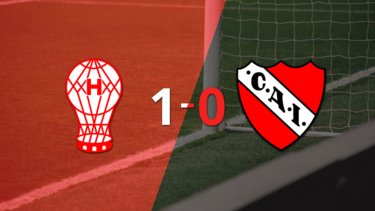 Con un solo gol, Huracán derrotó a Independiente en el estadio la Quema