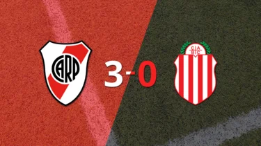 River Plate liquidó con una goleada a Barracas Central por 3 a 0