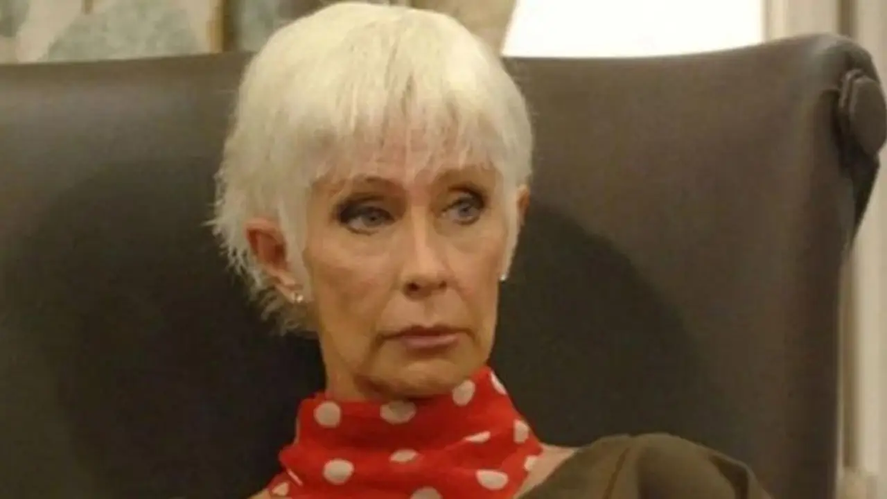  Por qué internaron a María Valenzuela. 