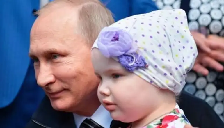 Rusia castigará la propaganda en contra de tener hijos
