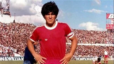 Diego Maradona joven en Argentinos Juniors Diego Maradona joven en Argentinos Juniors