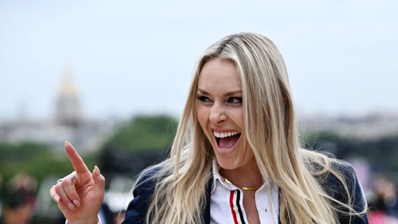 Esquiadora estadounidense Lindsey Vonn volverá del retiro a los 40 años tras operarse de la rodilla