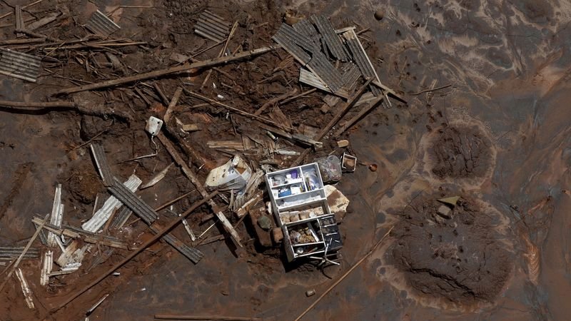 Tribunal brasileño absuelve a Vale, BHP y Samarco de cargos penales por el derrumbe de presa en 2015