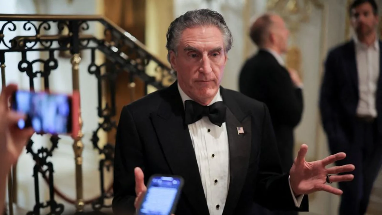 Trump elige a Doug Burgum como secretario de Interior