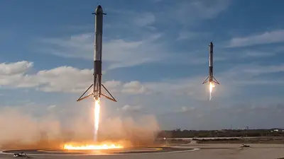 SpaceX. SpaceX.