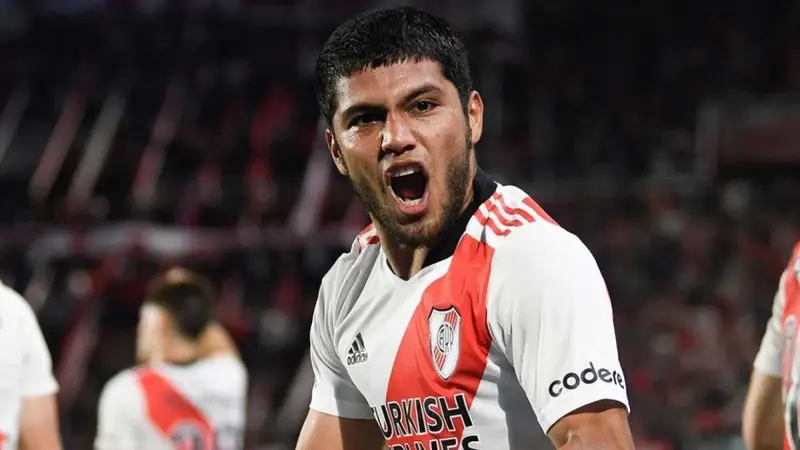 Robert Rojas.