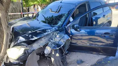 Tragedia en Córdoba: una mujer murió por el choque entre un auto y un container Tragedia en Córdoba: una mujer murió por el choque entre un auto y un container