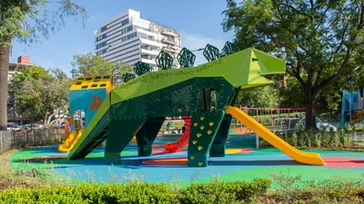 Plaza Plaza