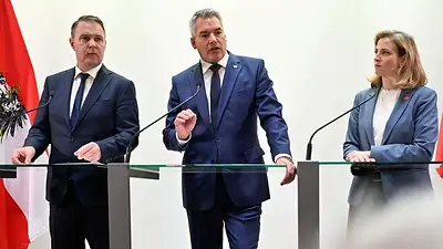 Conversaciones para coalición austriaca entran en su fase formal tras sondeos iniciales Conversaciones para coalición austriaca entran en su fase formal tras sondeos iniciales