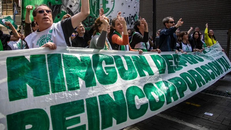 Conflicto social hoy 19 de noviembre: paro, marchas y piquetes contra Milei