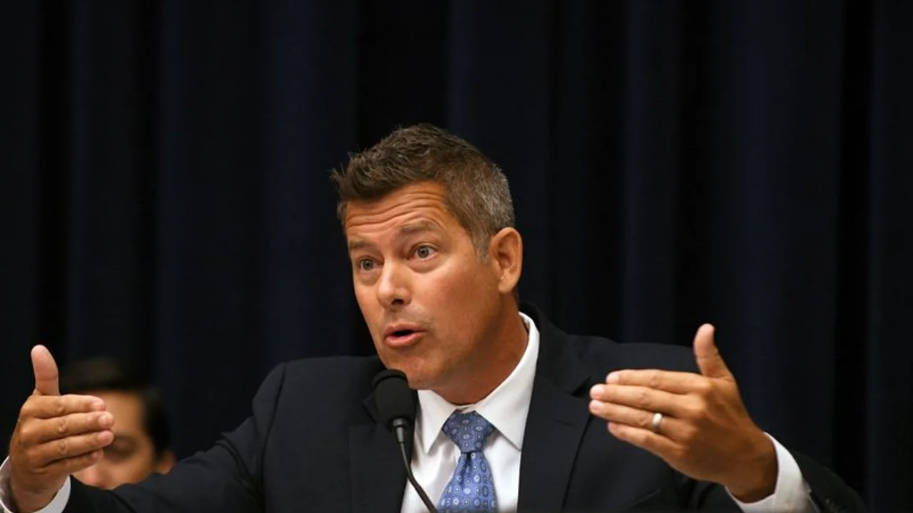 Trump elige al excongresista Sean Duffy como secretario de Transporte de EEUU