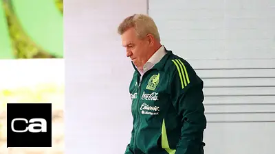 Honduras es sancionada por agresión a seleccionador mexicano Aguirre con una lata Honduras es sancionada por agresión a seleccionador mexicano Aguirre con una lata