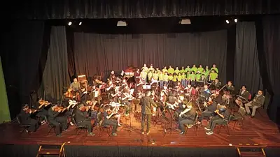 Imgaen del taller de Violín y N’Vike "Orquesta Alhua" Imgaen del taller de Violín y N’Vike "Orquesta Alhua"