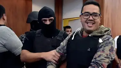 Temperatura de la celda, zapatillas y requisas: los insólitos pedidos del capo de Los Monos que "se autopercibe mujer" Temperatura de la celda, zapatillas y requisas: los insólitos pedidos del capo de Los Monos que "se autopercibe mujer"