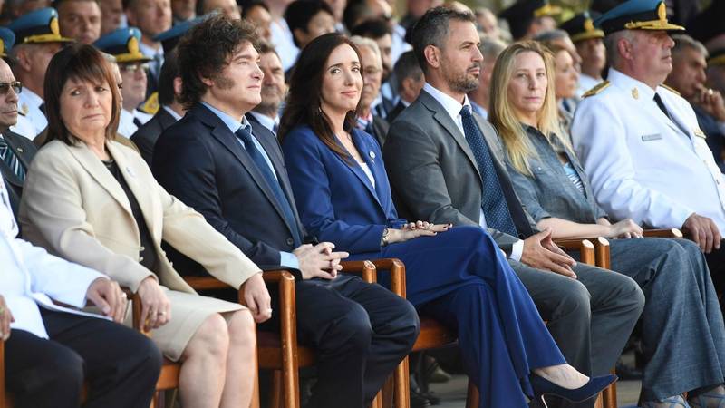 Villarruel vuelve a hacer mutis ante el ataque de Javier Milei y su entorno