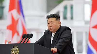 Kim Jong-un acusa a EEUU de avivar la tensión y advierte de una guerra nuclear Kim Jong-un acusa a EEUU de avivar la tensión y advierte de una guerra nuclear