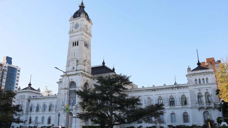 Sorpresivo allanamiento en la municipalidad de La Plata: los motivos