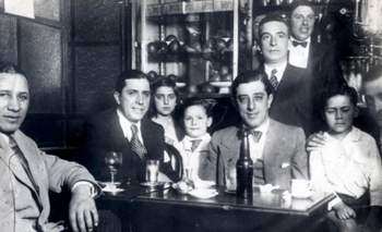 El histórico bar notable que guarda anécdotas de Carlos Gardel | Música