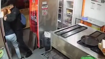 Habló Débora, la mujer apuñalada en la pizzería: "Fue terrible, aterrador" Habló Débora, la mujer apuñalada en la pizzería: "Fue terrible, aterrador"