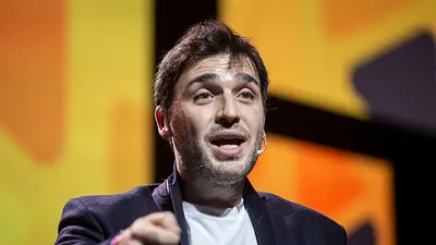 Torres expuso el fastidio de los gobernadores con Milei por la prórroga del presupuesto 2025: "Error" Torres expuso el fastidio de los gobernadores con Milei por la prórroga del presupuesto 2025: "Error"