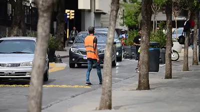 Continúa la polémica por el accionar de los cuidacoches en Córdoba: 3 detenidos en menos de una semana Continúa la polémica por el accionar de los cuidacoches en Córdoba: 3 detenidos en menos de una semana