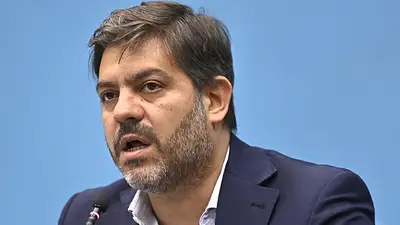 Carlos Bianco expuso que el gobierno de Milei "adeuda $ 7,8 billones a los bonaerenses" Carlos Bianco expuso que el gobierno de Milei "adeuda $ 7,8 billones a los bonaerenses"