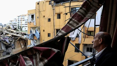 En medio de la destrucción, libaneses desplazados se apresuran a volver a casa tras alto el fuego En medio de la destrucción, libaneses desplazados se apresuran a volver a casa tras alto el fuego