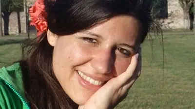 María Cash. María Cash.