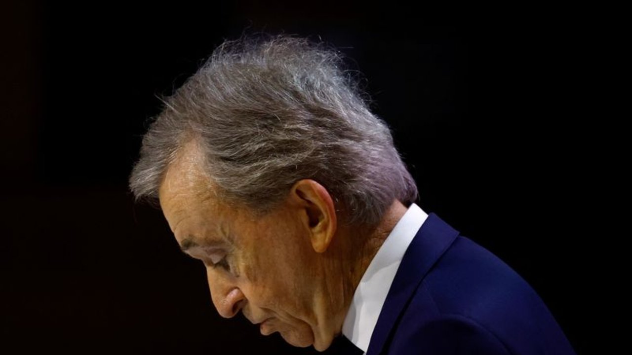 Arnault, de LVMH, declara en juicio por espionaje francés que no sabía de supuesta vigilancia ilegal