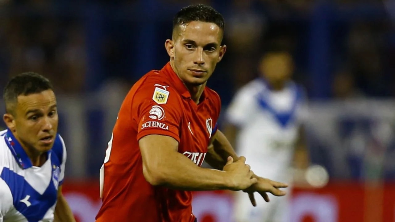 Grave denuncia contra Marcone: lo acusan de golpear a un hincha de Independiente