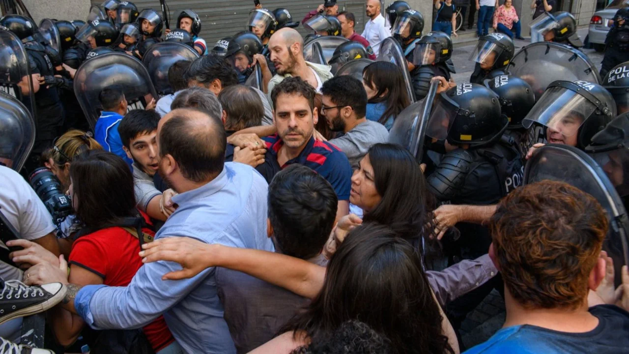 Conflicto social hoy 29 de noviembre: paro, marchas y piquetes contra Milei