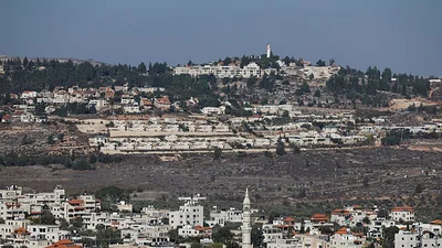 Ataque contra un autobús israelí en Cisjordania, hay al menos ocho heridos Ataque contra un autobús israelí en Cisjordania, hay al menos ocho heridos