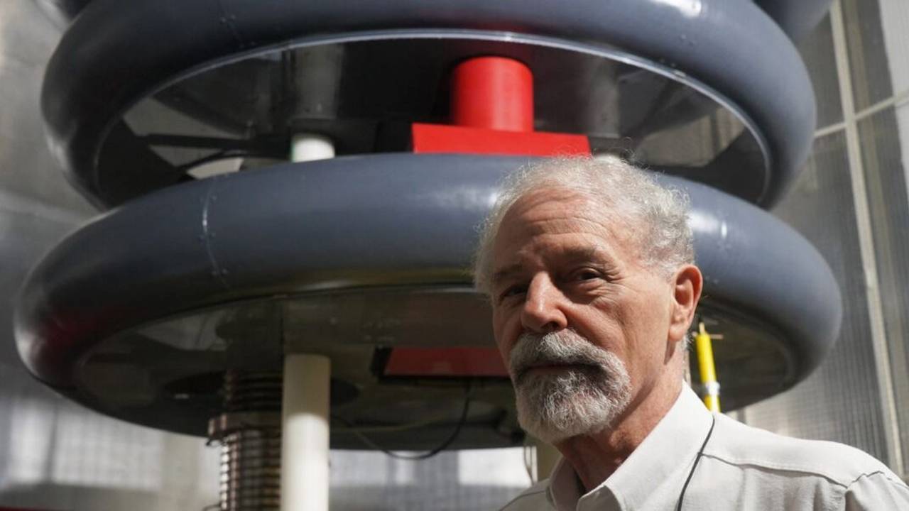 Andrés Kreiner: "El recorte en la CNEA para el año que viene es de 40%”