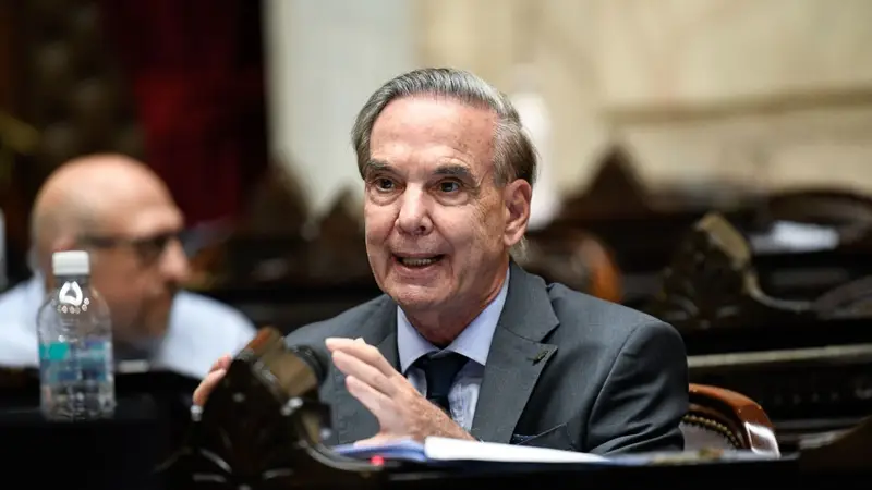 Pichetto destrozó la política laboral de Milei: "Logró el sueño húmedo de Martinez de Hoz" Pichetto destrozó la política laboral de Milei: "Logró el sueño húmedo de Martinez de Hoz"