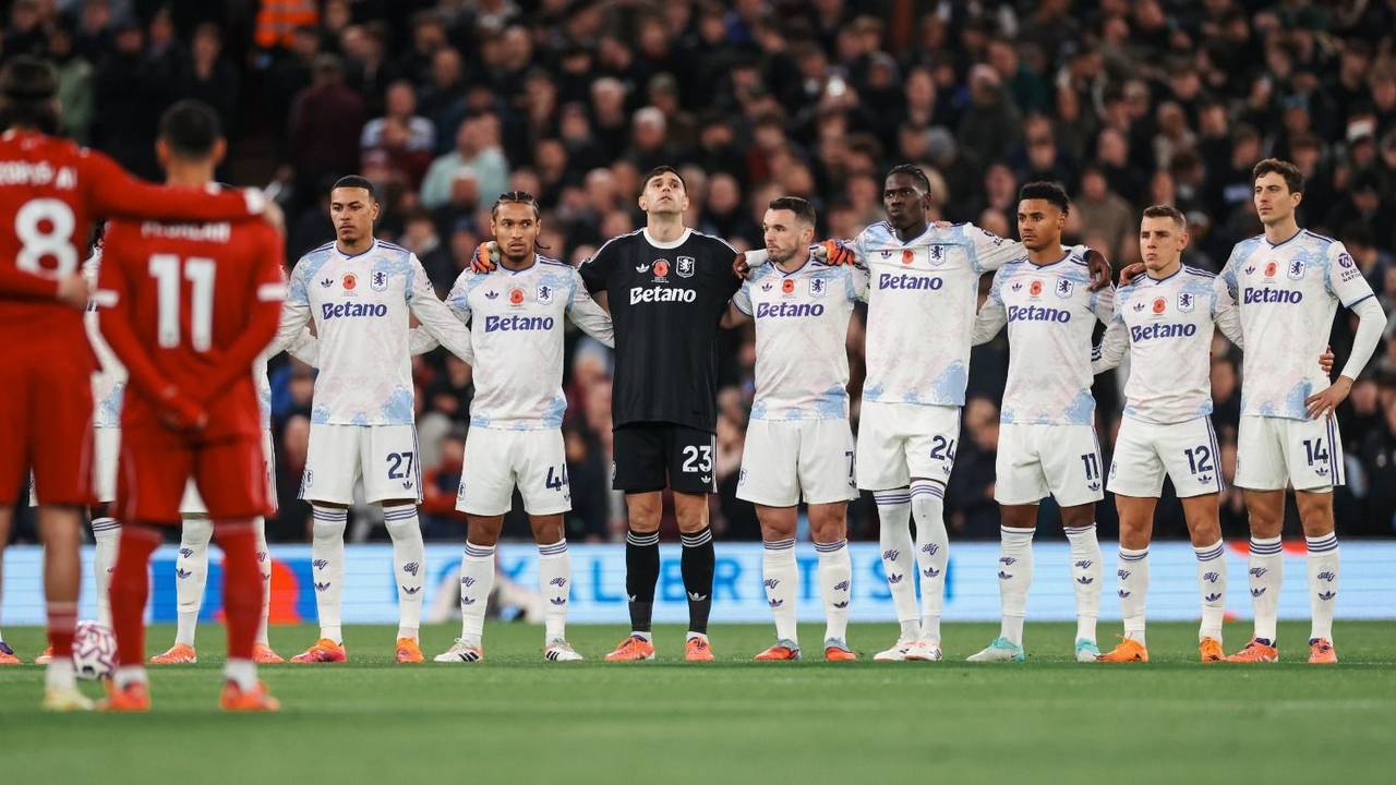 Emiliano Dibu Martínez, Aston Villa, Liverpool, Selección Argentina, Premier League