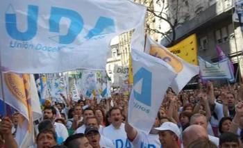 Docentes cargan contra Pullaro por la crisis y denuncian salarios "de pobreza" | Santa fe