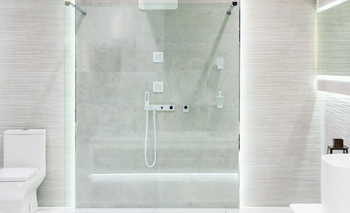 Los trucos que no fallan para limpiar la mampara: quedan impecables | Consejos de limpieza