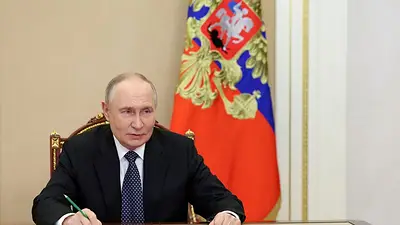 Putin encarga una hoja de ruta para la extracción de tierras raras en Rusia Putin encarga una hoja de ruta para la extracción de tierras raras en Rusia