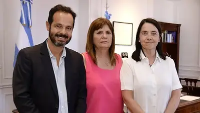Nuevo golpe de Bullrich contra Macri: una senadora cordobesa abandona el PRO y se suma a LLA Nuevo golpe de Bullrich contra Macri: una senadora cordobesa abandona el PRO y se suma a LLA