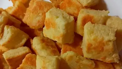Cómo es la receta de los bizcochos de mostaza y queso. Cómo es la receta de los bizcochos de mostaza y queso.