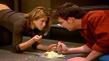 Una receta imperdible: cómo hacer el famoso cheesecake de Friends para comer hasta del piso