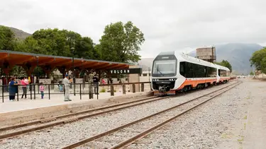 El primer tren solar de América Latina ya funciona en Argentina: conecta cinco pueblos y dos provincias