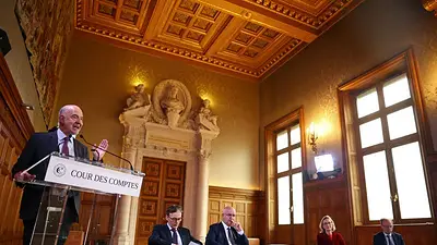 El Louvre necesitará años para solucionar sus problemas de seguridad, según un auditor estatal El Louvre necesitará años para solucionar sus problemas de seguridad, según un auditor estatal