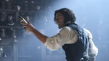 Es un éxito en cines y este viernes se estrena en Netflix: la película basada en una famosa novela