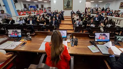 Emergencias prorrogadas y nuevos cargos judiciales: los temas centrales en la sesión de Diputados de La Rioja Emergencias prorrogadas y nuevos cargos judiciales: los temas centrales en la sesión de Diputados de La Rioja