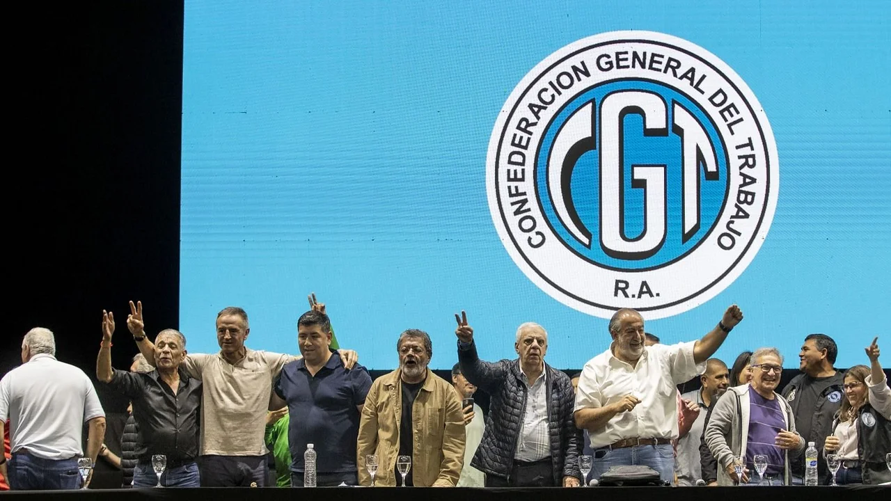La CGT llama a reunión de urgencia y analiza un paro general cuando la reforma laboral se trate en Diputados